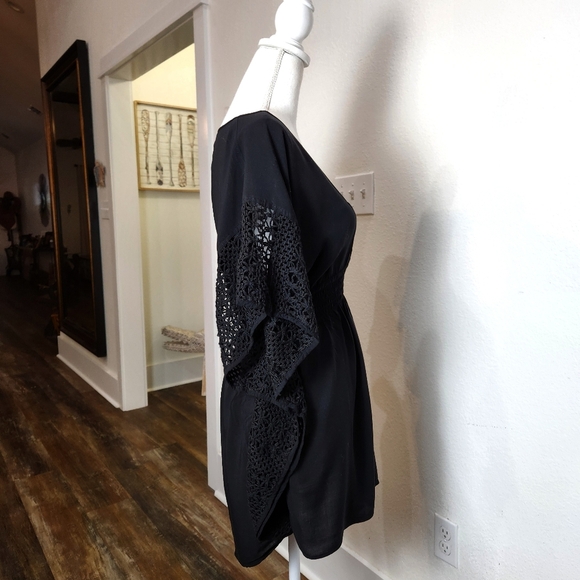 Victoria’s Secret Open Back Crochet Swim Cover Up Tunic Size Medium - Picture 6 of 12